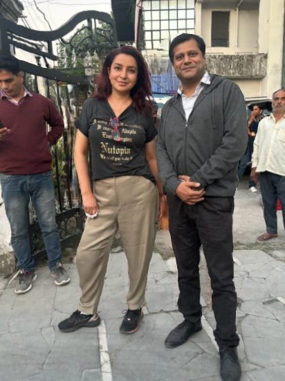 Atul Kumar Verma elite connection with Tisca Chopra